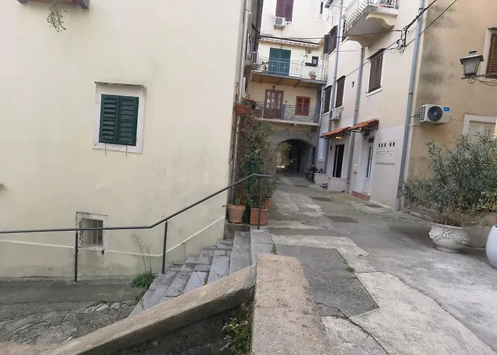 Apartamento Zlatko , Steps To The Sea